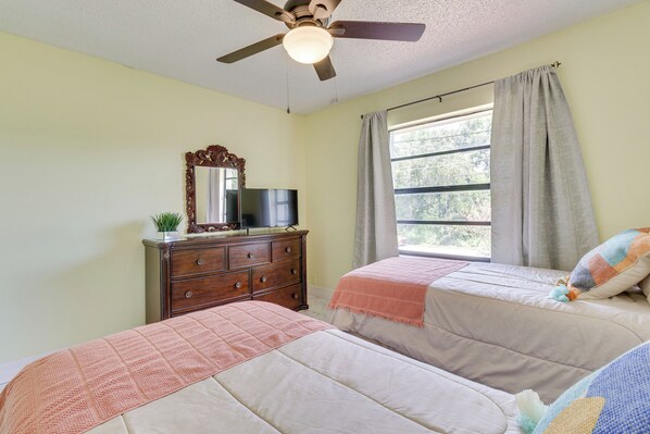 House (3 Bedrooms) | Interior - Orlando Home: 6 Mi to Universal! (Orlando)