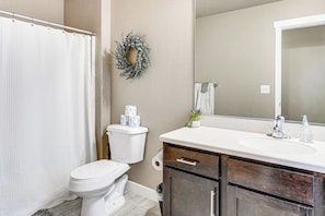 Interior - South Salt Lake Home w/ Hot Tub: 7 Mi to Downtown (Salt Lake City)