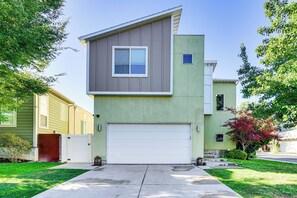 House (4 Bedrooms) | Interior - South Salt Lake Home w/ Hot Tub: 7 Mi to Downtown (Salt Lake City)