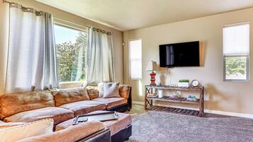 Rumah (4 Bedrooms) | Interior