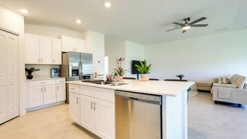 Rumah (4 Bedrooms) | Interior