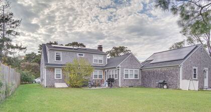 1 Mi to Windmill Beach: South Yarmouth Apt!