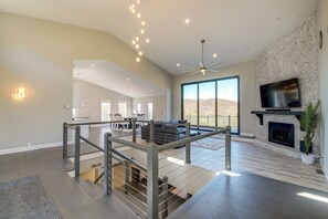 Villa (4 Bedrooms) | Interior