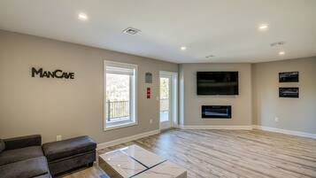 Villa (4 Bedrooms) | Interior