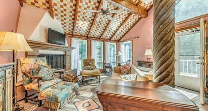 Cloudcroft Home w/ Fireplace Near Downtown!