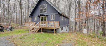 Hunter Mountain Home w/ Game Room: 1 Mi to Skiing!