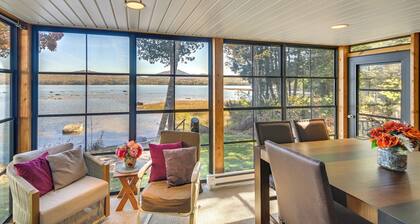 Waterfront Lake Webb Cabin Rental w/ Dock & Views!