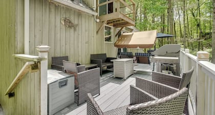 South Salem Vacation Rental w/ Furnished Deck!
