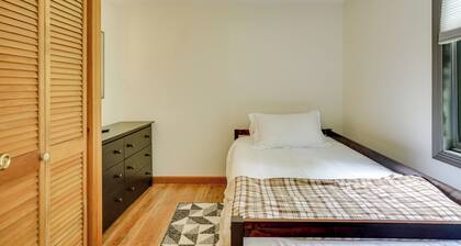 South Salem Vacation Rental w/ Furnished Deck!