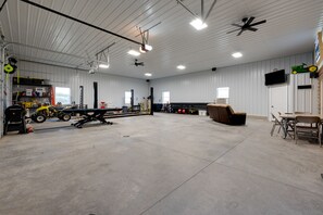 Interior - Secluded Rowley Getaway Near Wapsipinicon River (Rowley)