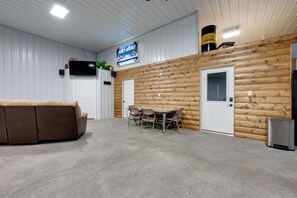 Interior - Secluded Rowley Getaway Near Wapsipinicon River (Rowley)