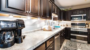 Apartment (4 Bedrooms) | Bahagian dalam
