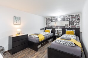 5 bedrooms, iron/ironing board, travel cot, WiFi