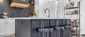 Large Home In Haysville!