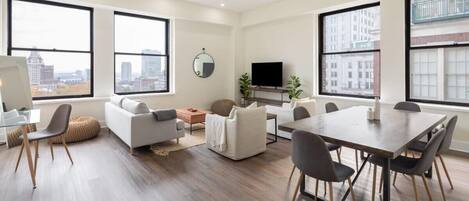 Télévision, espaces bureaux