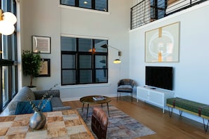 Smart TV, offices