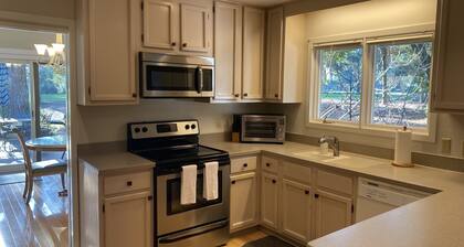 Harbour Town Golf Links 11th Tee Ranch with South Beach Marina Pool Access