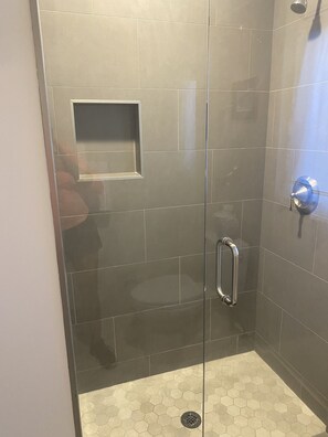 Shower, hair dryer, towels, toilet paper - Harbour Town Golf Links 11th Tee Ranch Walkable to Harbour Town (Hilton Head Island)