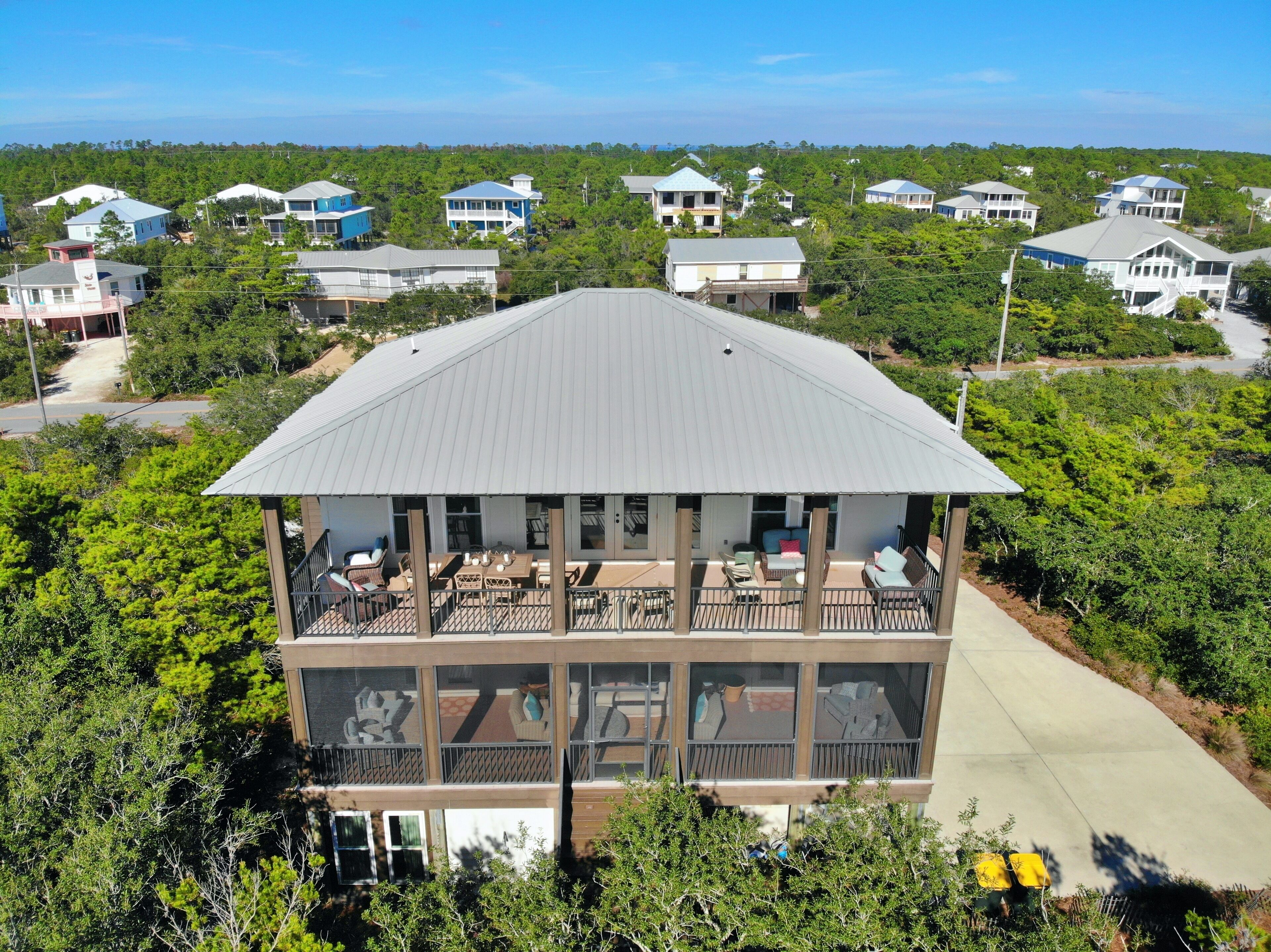 Private Oasis - Golf Cart, Hot Tub and Sauna!
