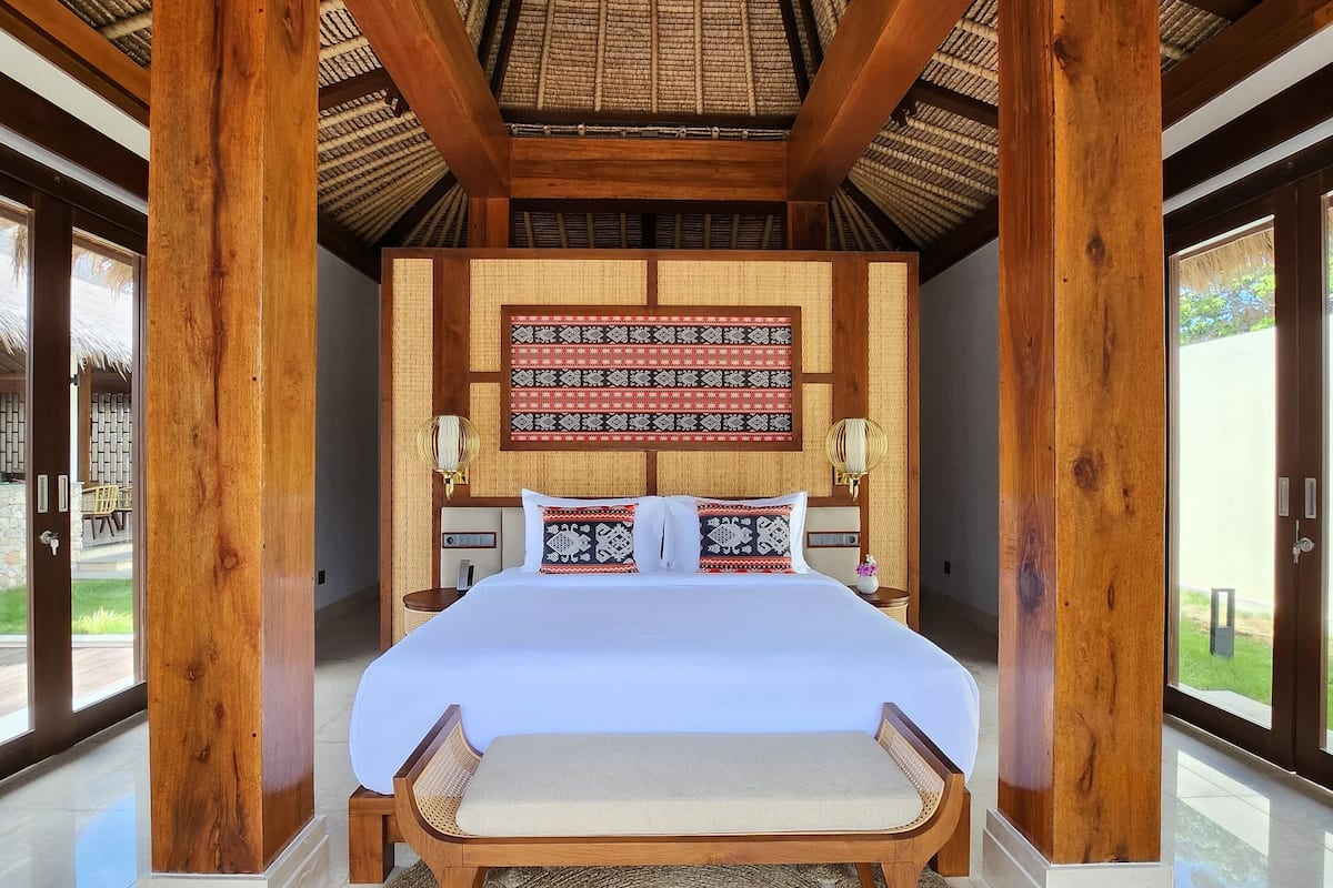 Luxury Villa | 1 bedroom, Egyptian cotton sheets, premium bedding, memory-foam beds