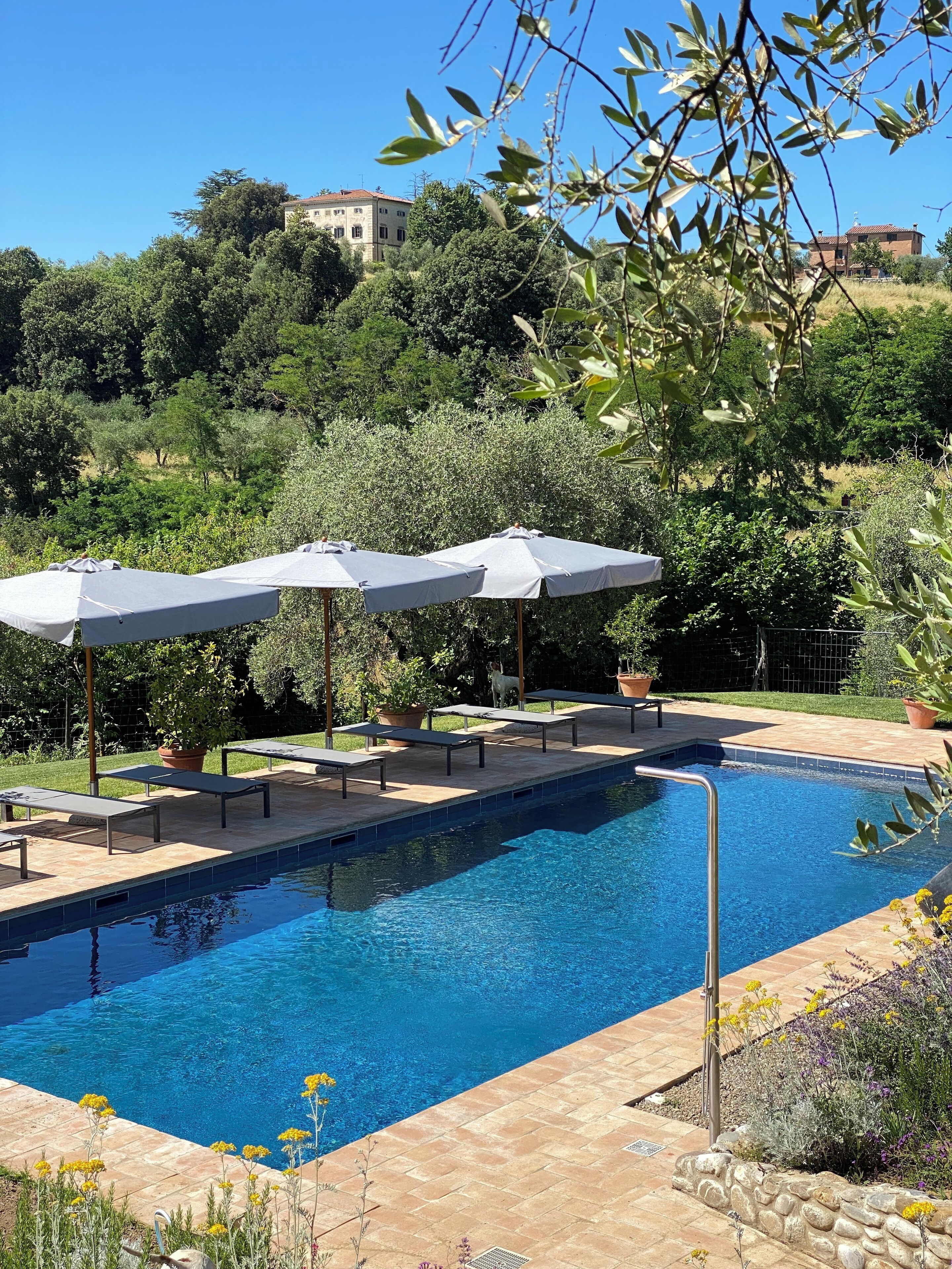 Piscina all'aperto, una piscina riscaldata
