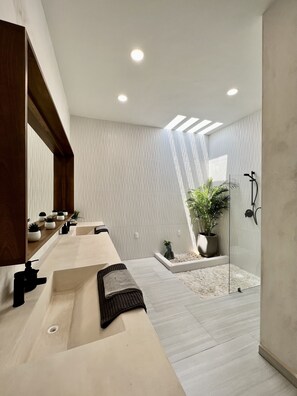 Spa - Modern new build, one level with private pool, walk to the beach  (Chelem)