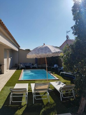 Piscine extérieure, piscine chauffée