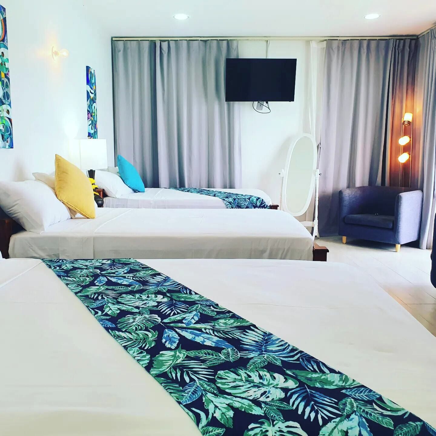 Comfort Triple Room | Pillowtop beds, in-room safe, individually decorated