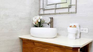 Chambre Double Confort | Salle de bain