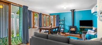 Price on the Beach 2c - Beautiful spacious pet friendly home next to the ocean