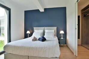 4 habitaciones, tabla de planchar con plancha y wifi gratis 