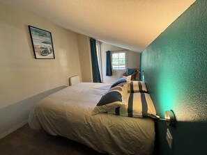 2 Schlafzimmer, Bügeleisen/Bügelbrett, kostenloses WLAN