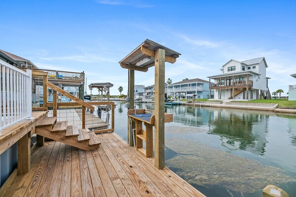 Property grounds - Waterfront Canal home! Private Pool, Hot Tub, Fishing, Dock your Boat! (City-by-the Sea)