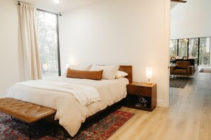 3 室のベッドルーム、アイロン / アイロン台、インターネット、ベッドシーツ