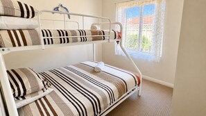 3 habitaciones, tabla de planchar con plancha y wifi gratis