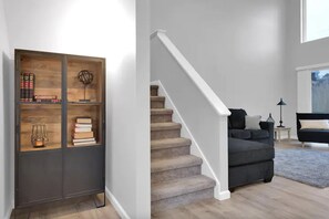 Interior - Lakefront Home; All-Sports Elizabeth Lake; Dock, Fire Pit & Kayaks [see reviews] (Waterford Township)