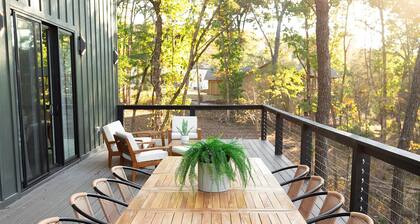 Trail Town Villa - Direct Trail Access Sleeps 12