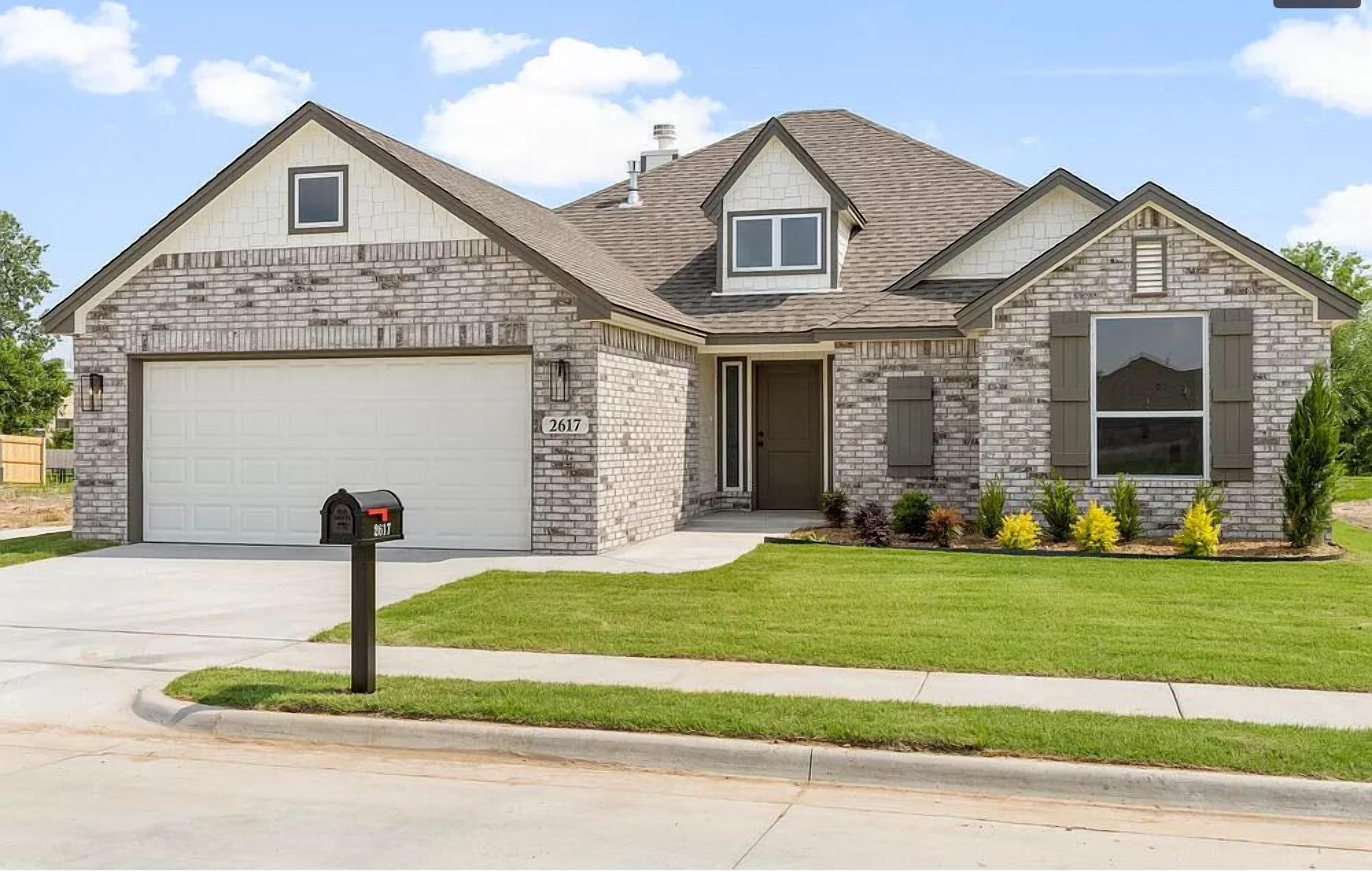 New Dream Home in Broken Arrow!