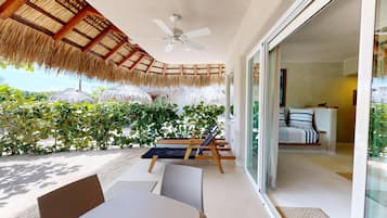 Villa Deluxe, vista al jardín, planta baja | Terraza o patio