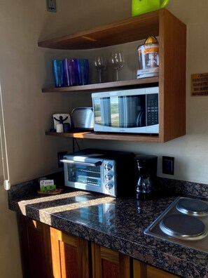 Bungalow, 1 King Bed, Terrace, Ocean View | Private kitchen - El Origen Villas & Spa Puerto Escondido (San Pedro Mixtepec)