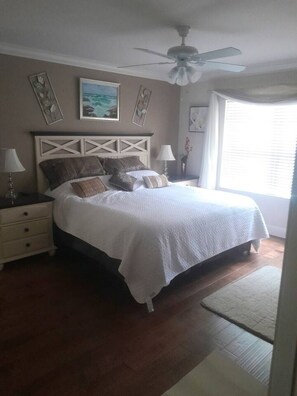 3 dormitorios, escritorio, tabla de planchar con plancha y wifi gratis