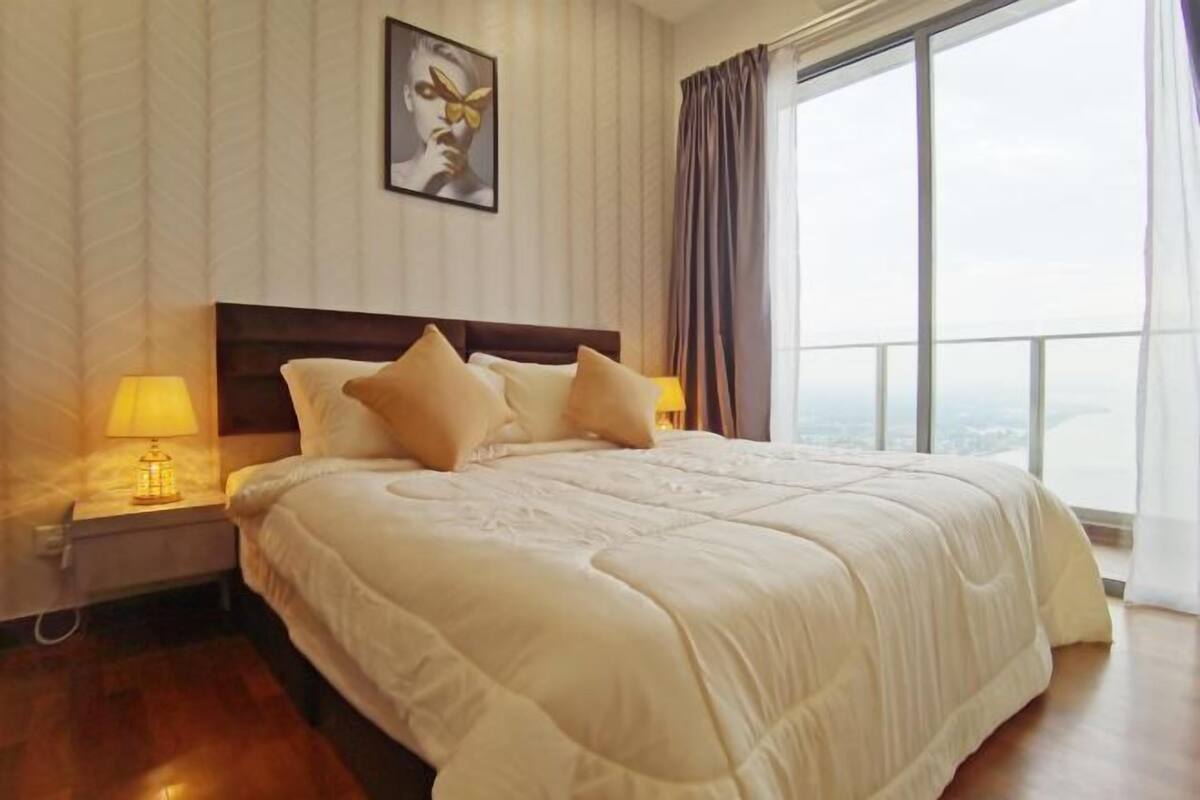 3 habitaciones, decoración personalizada y muebles diferentes