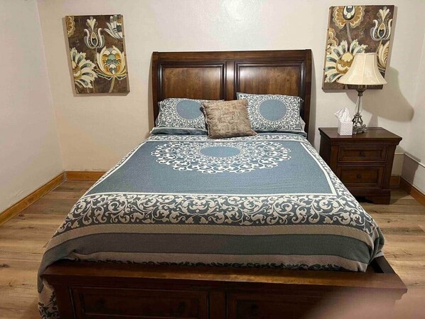 1 bedroom, iron/ironing board, WiFi