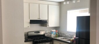 1 Bed 1 Bath in side by side Duplex 