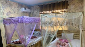 1 quarto, roupas de cama premium, escrivaninha