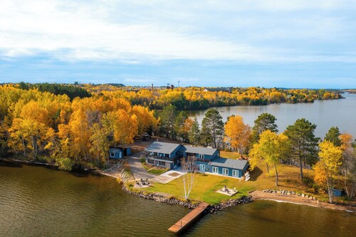 Sandy Point Resort Epic 6 bedroom, Shagawa Lake