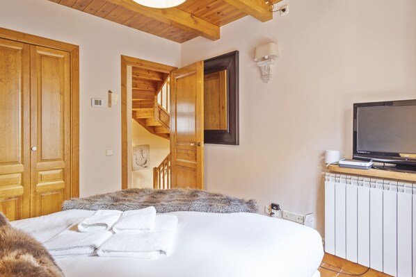 3 bedrooms, iron/ironing board, Internet, bed sheets - Luderna - Casa eth Farrow 2 (Vielha)