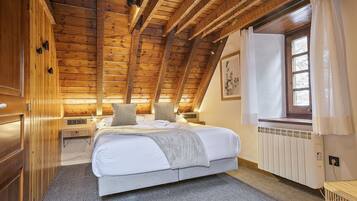 3 室のベッドルーム、アイロン / アイロン台、WiFi、ベッドシーツ