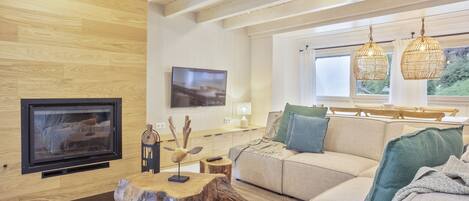 TV connectée, cheminée