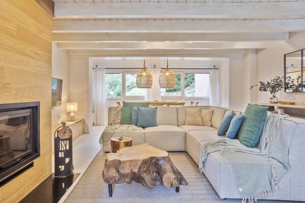 Smart TV, fireplace - Luderna - Casa con terraza Sarnalha (Naut Aran)